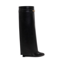 [Givenchy] Boots SS26 BE703XE1J7 001