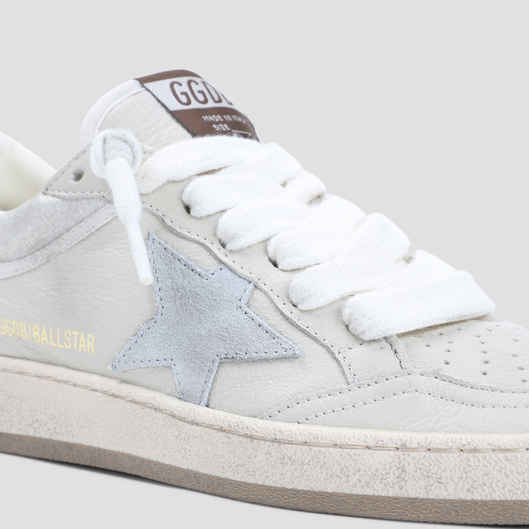 [Golden Goose] Sneakers FW26 GWF00771.F008701