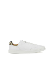 [Burberry] Sneakers FW26 8118865 C4579