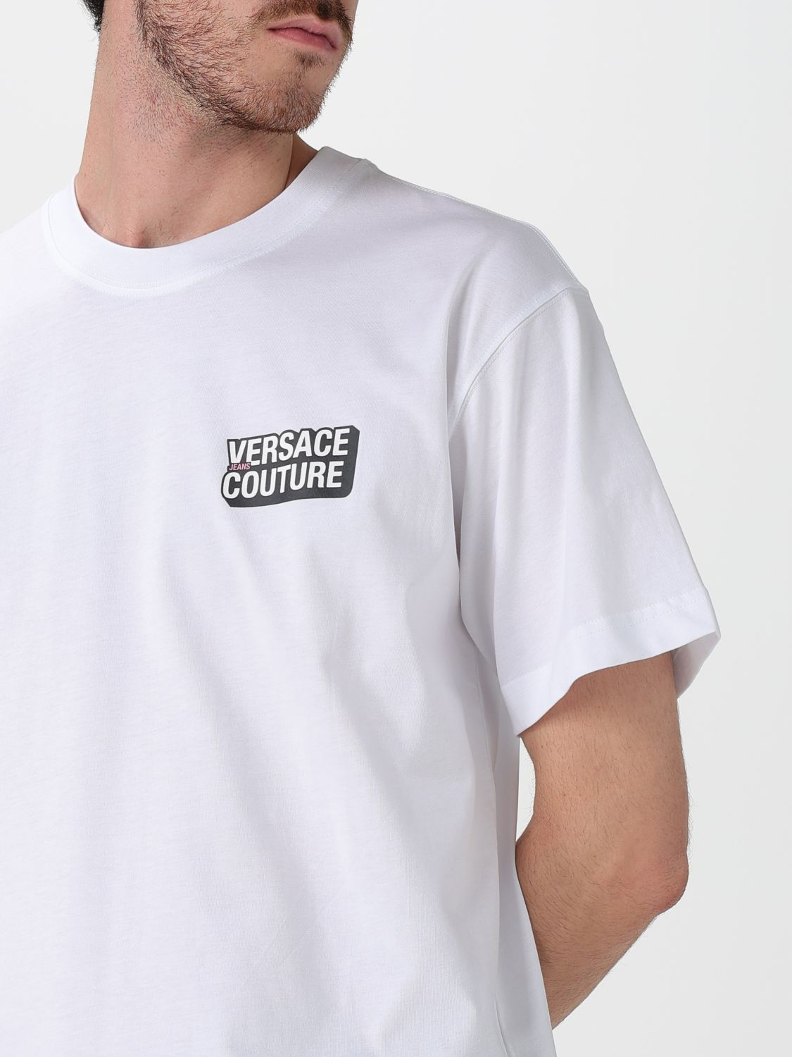 [VERSACE JEANS COUTURE] T-shirts Short Sleeve FW25 79GAHP10CJ01P 003