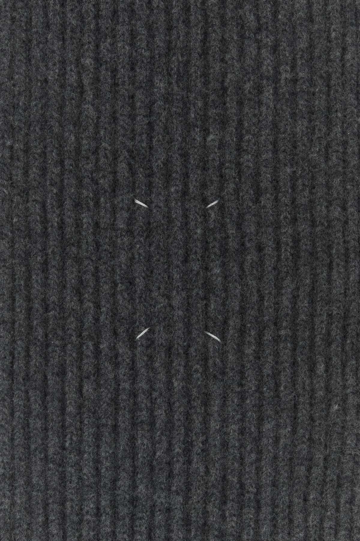 [Maison Margiela] Scarf SS26 S50TE0112M13226 859M