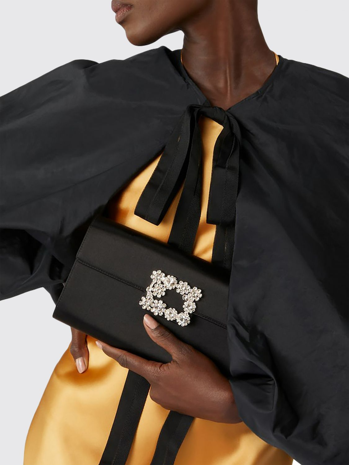 [Roger Vivier] Clutch bag SS26 RBWAMFD0200RS0 B999