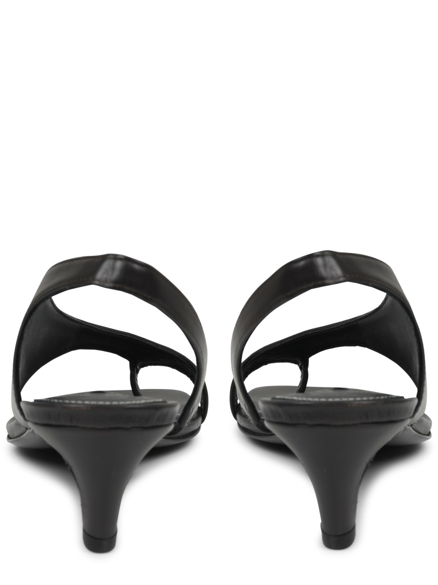 [TOTEME] Sandals SS25 252WAS0201LE0131_PEPPER273