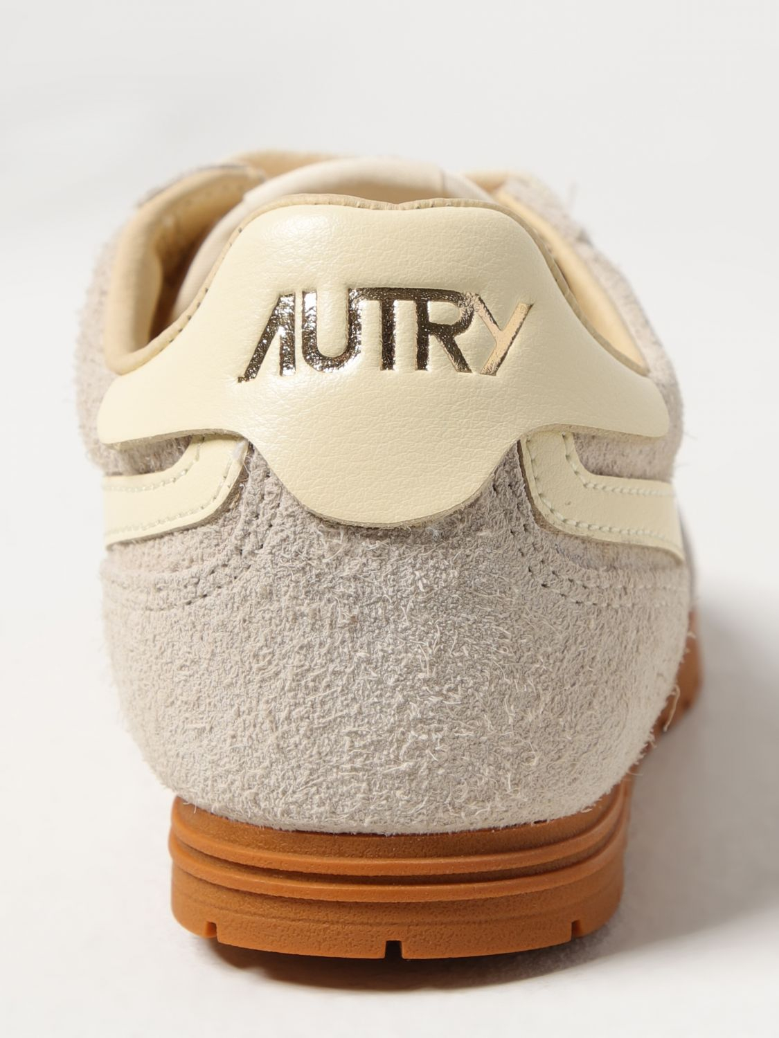[AUTRY] Sneakers FW25 WSLWUB01