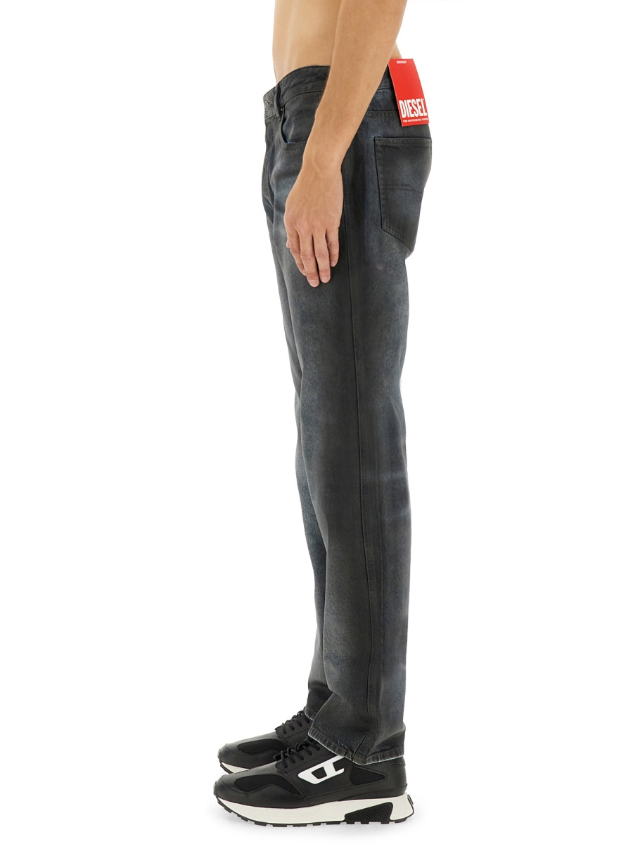 [Diesel] Jeans SS25 A18199_007BD9XX