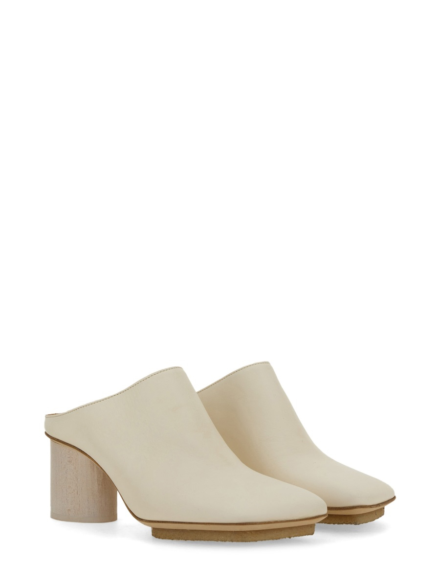 [UMA WANG] Mules SS24 US9193_UW101