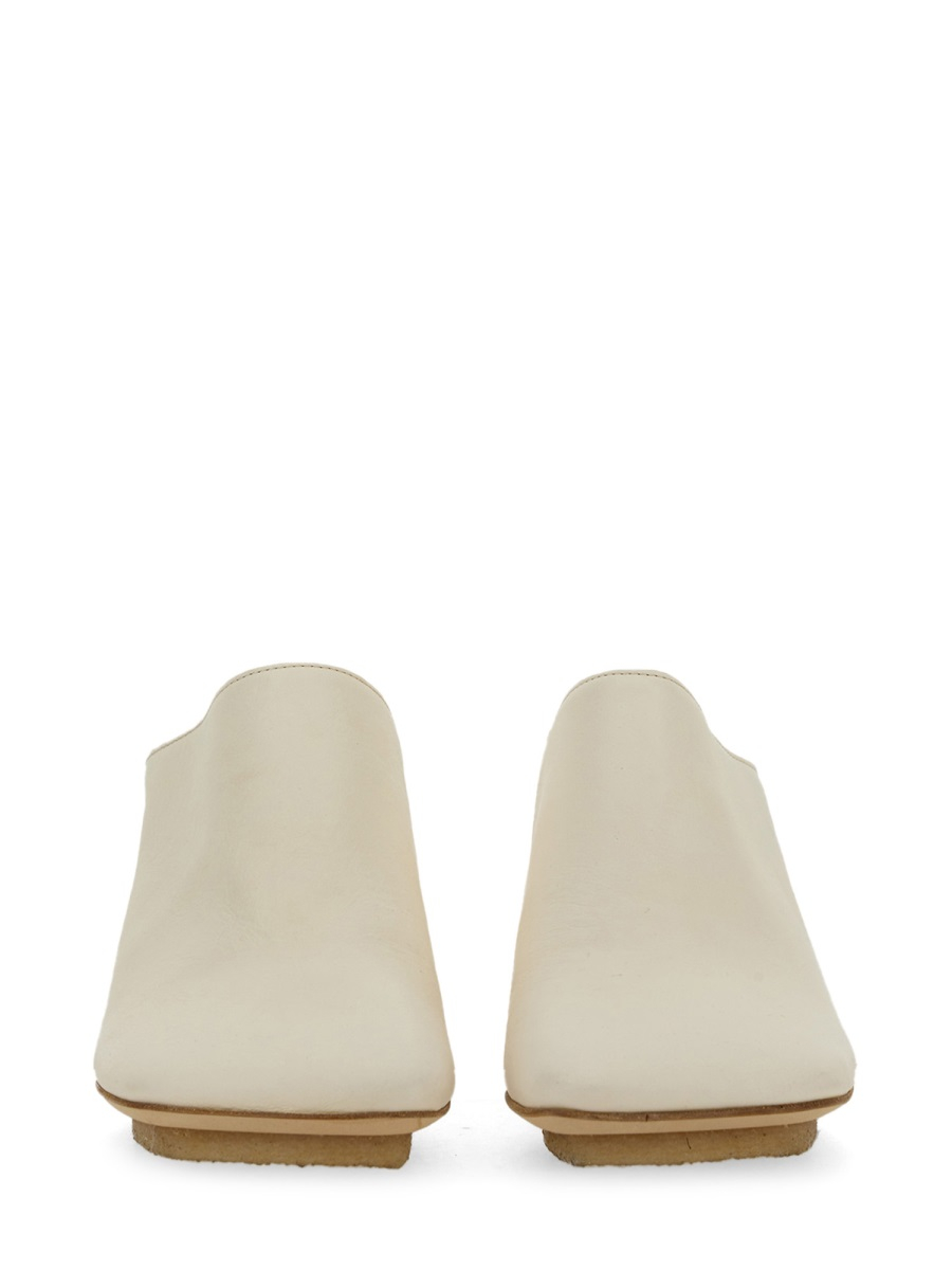 [UMA WANG] Mules SS24 US9193_UW101