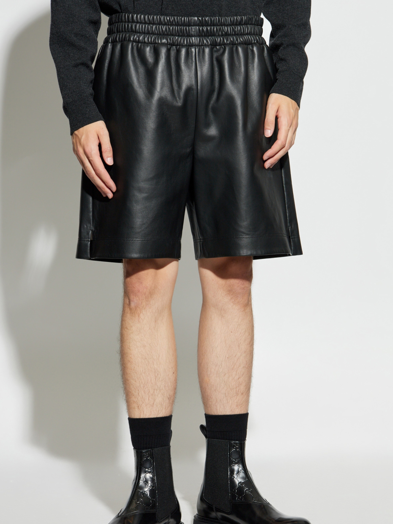 [Gucci] Shorts SS26 832983 XNA7N