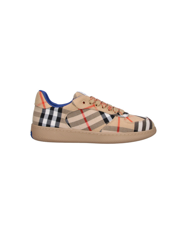 [Burberry] Sneakers FW26 8095276B9368