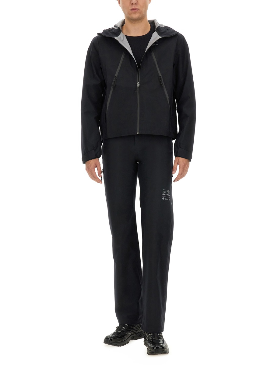 [MM6 MAISON MARGIELA X SALOMON] T-shirts Long Sleeve FW24 SH0NH0009_M20037900