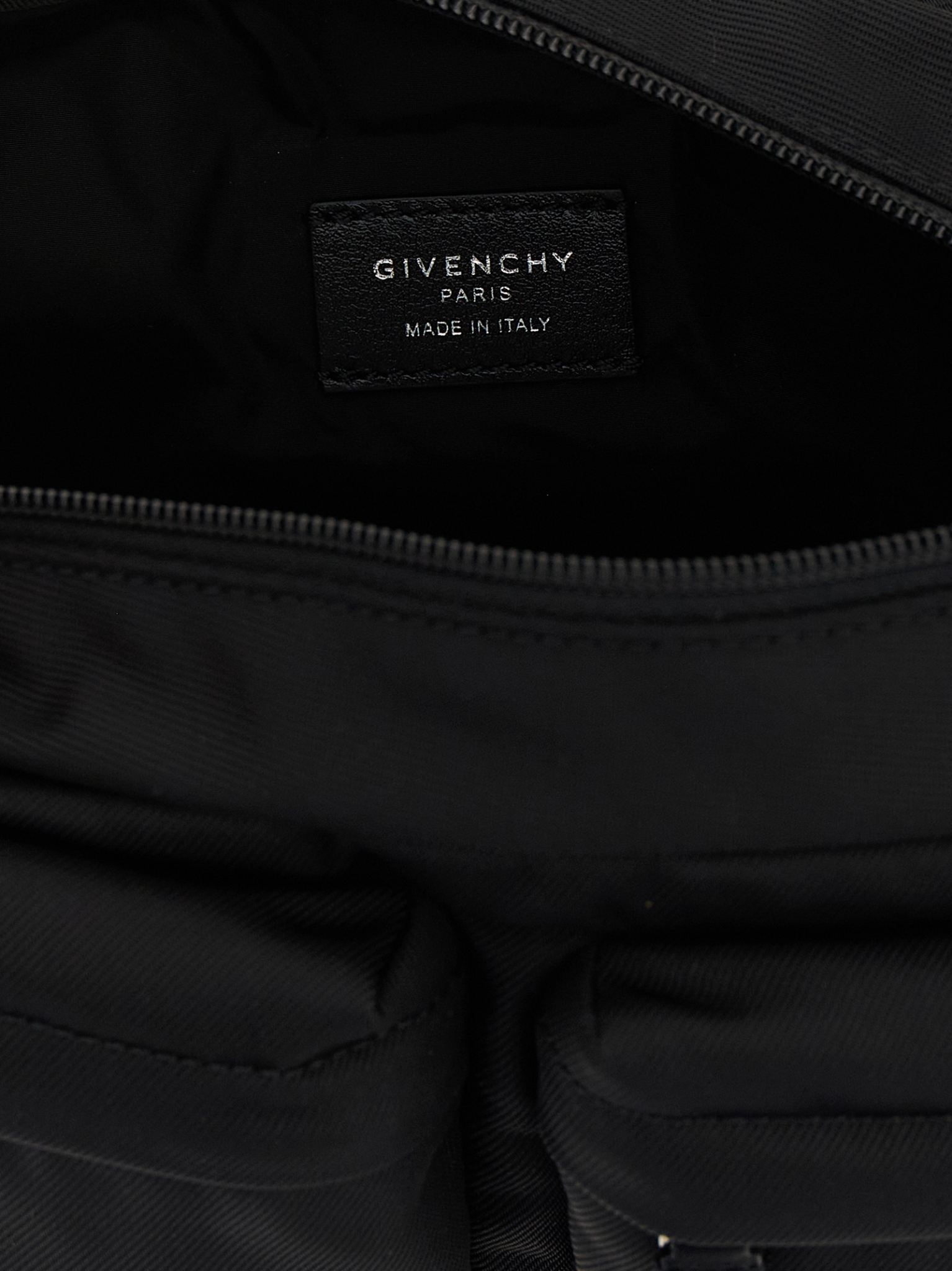 [Givenchy] Cross body bag FW25 BK50F8K1ZL001