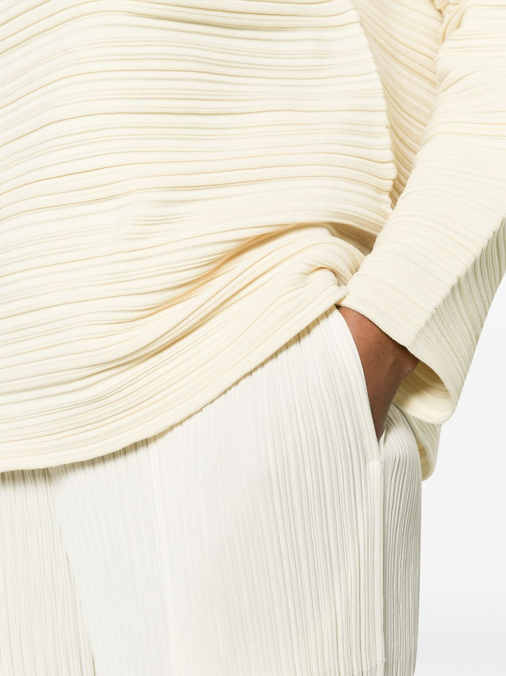 [Issey Miyake] Trousers SS26 IM66FF65002