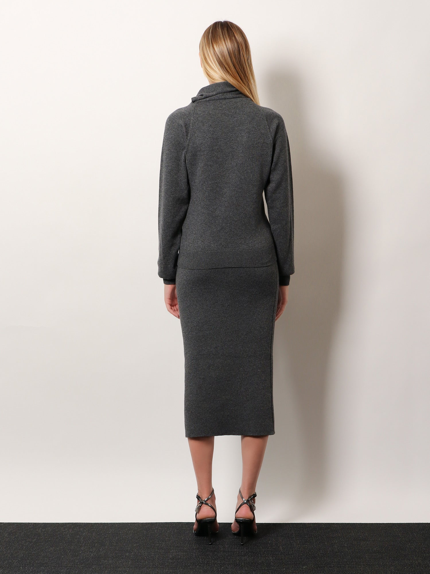 [Tom Ford] Knitwear FW25 MAK1389YAX906IG712