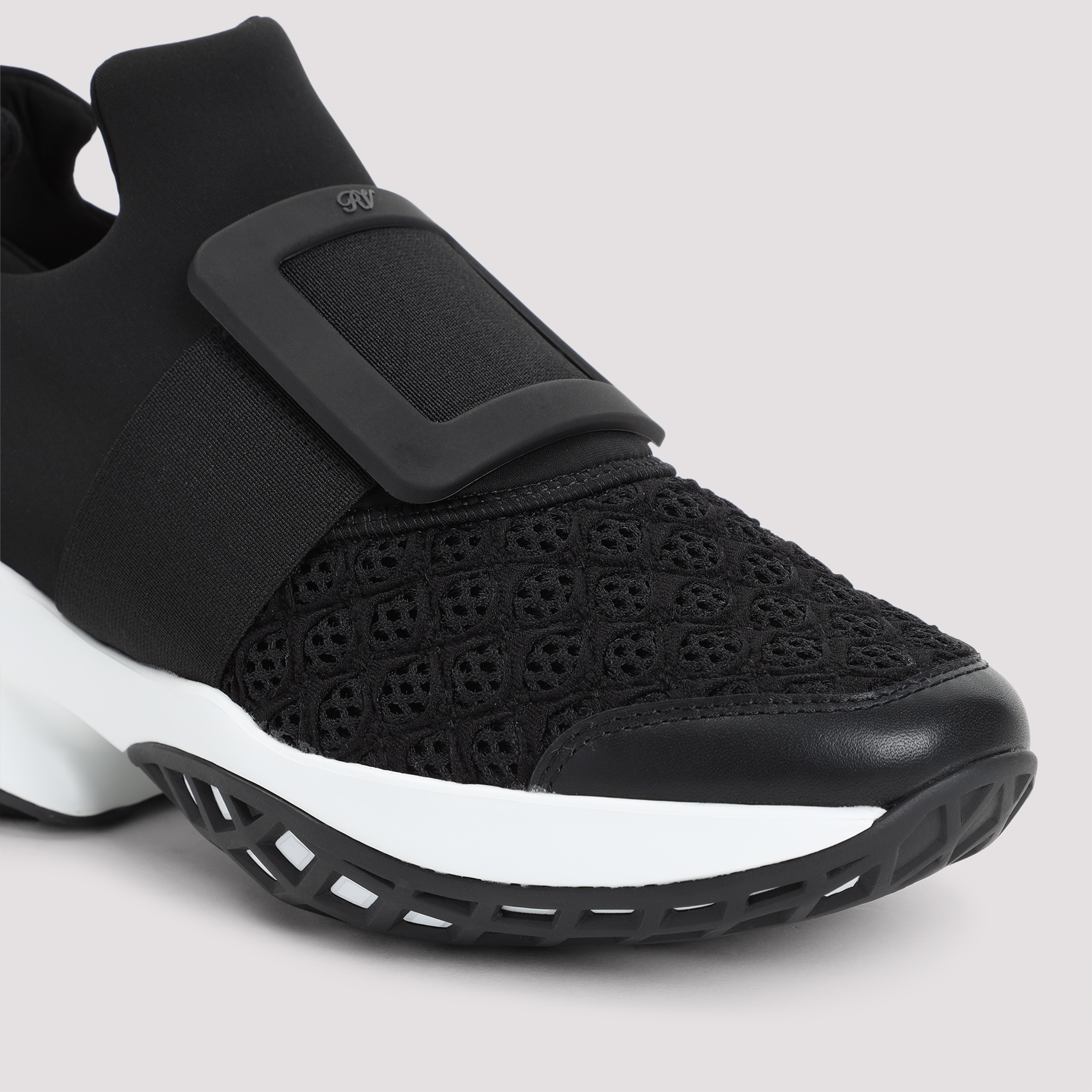 [Roger Vivier] Sneakers FW26 RVW50624160KOT