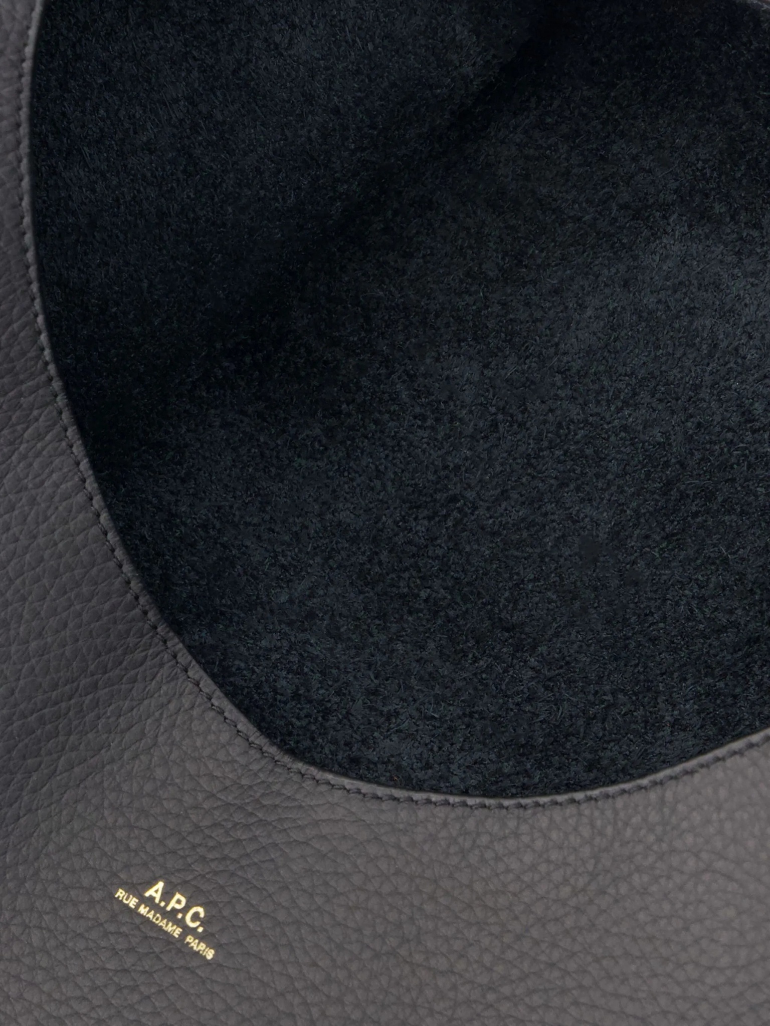 [A.P.C.] Shoulder bag FW26 PXCBCF67008