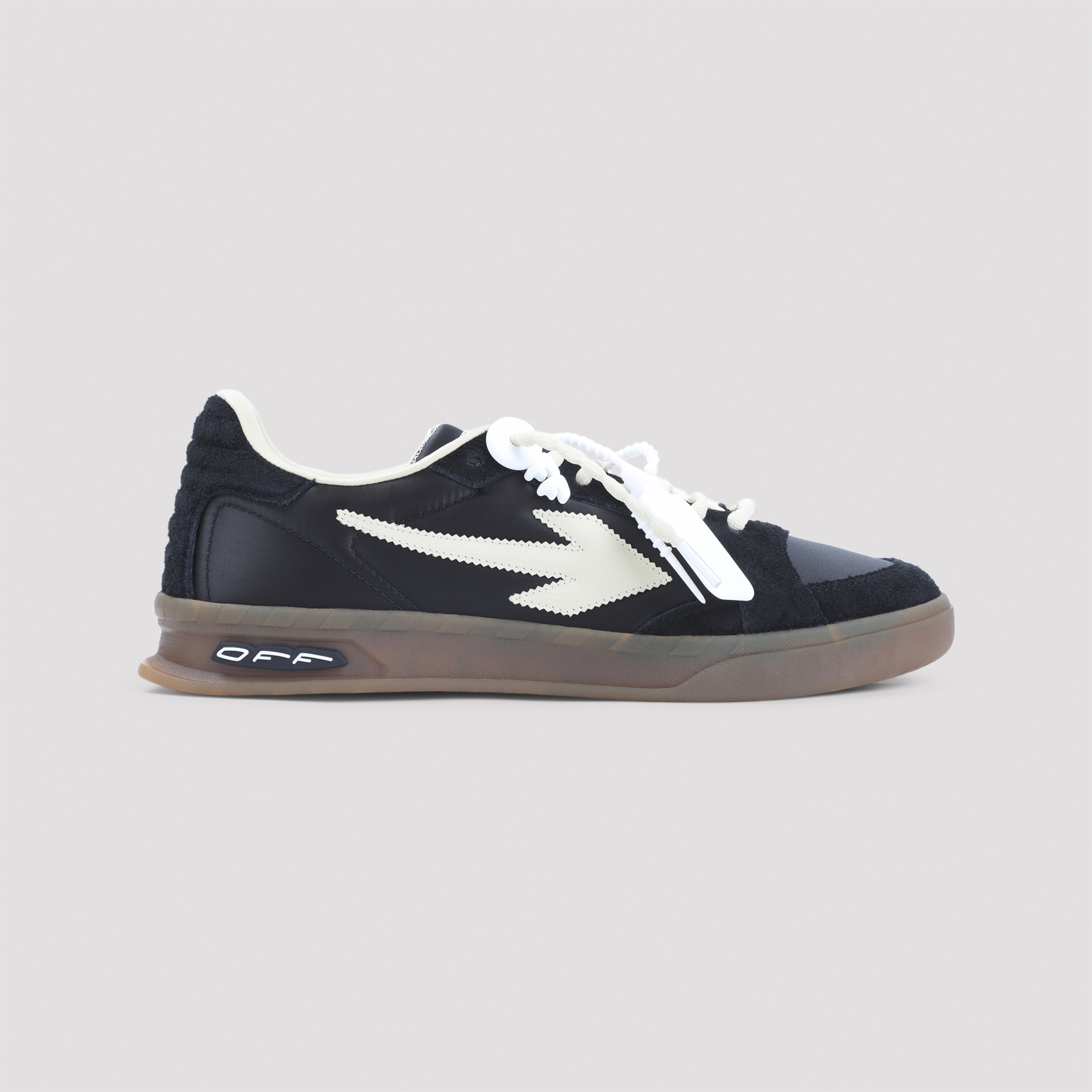 [Off-White] Sneakers FW26 M2ALS6F002
