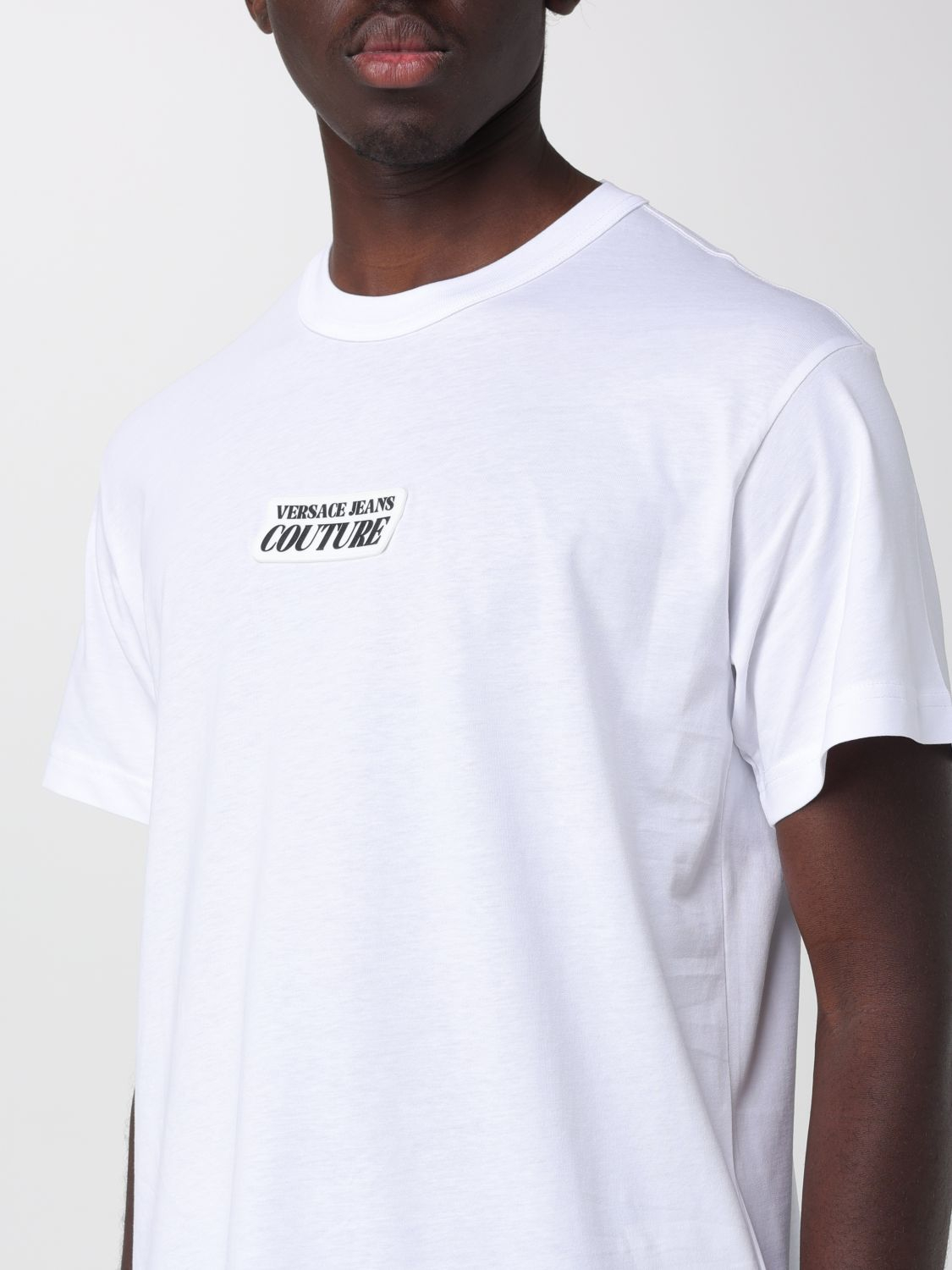 [VERSACE JEANS COUTURE] T-shirts Short Sleeve SS26 80GAHT06CJ00T 003