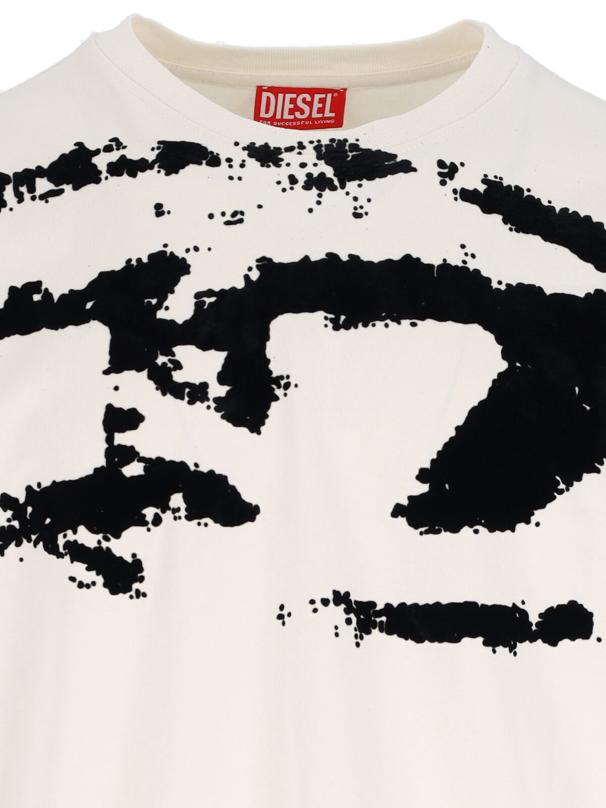 [Diesel] T-shirts Short Sleeve FW26 A13049 0DQAU141A