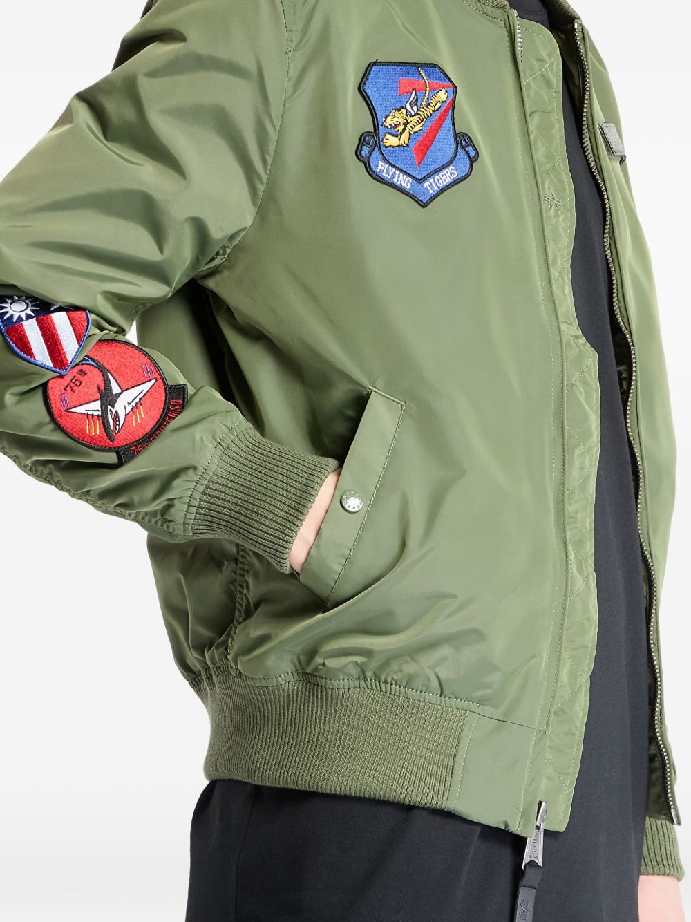 [ALPHA INDUSTRIES] Coat SS26 15612901