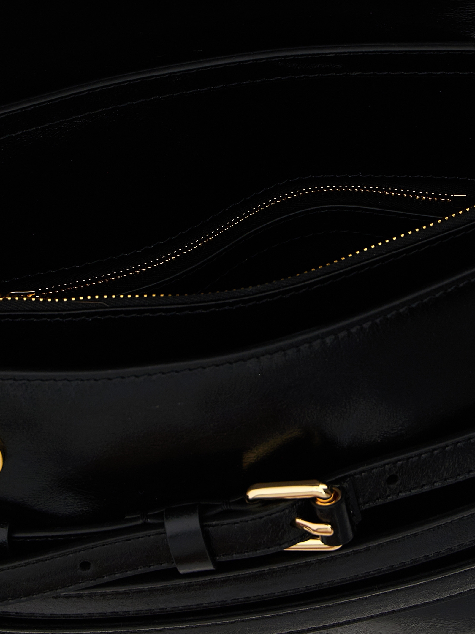 [Moschino] Cross body bag FW25 MC4019PP1NOQ0000