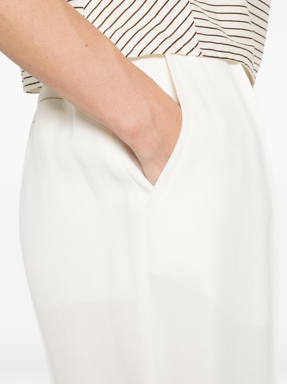 [VICTORIA BECKHAM] Shorts SS26 1126WSR006920CIVORY