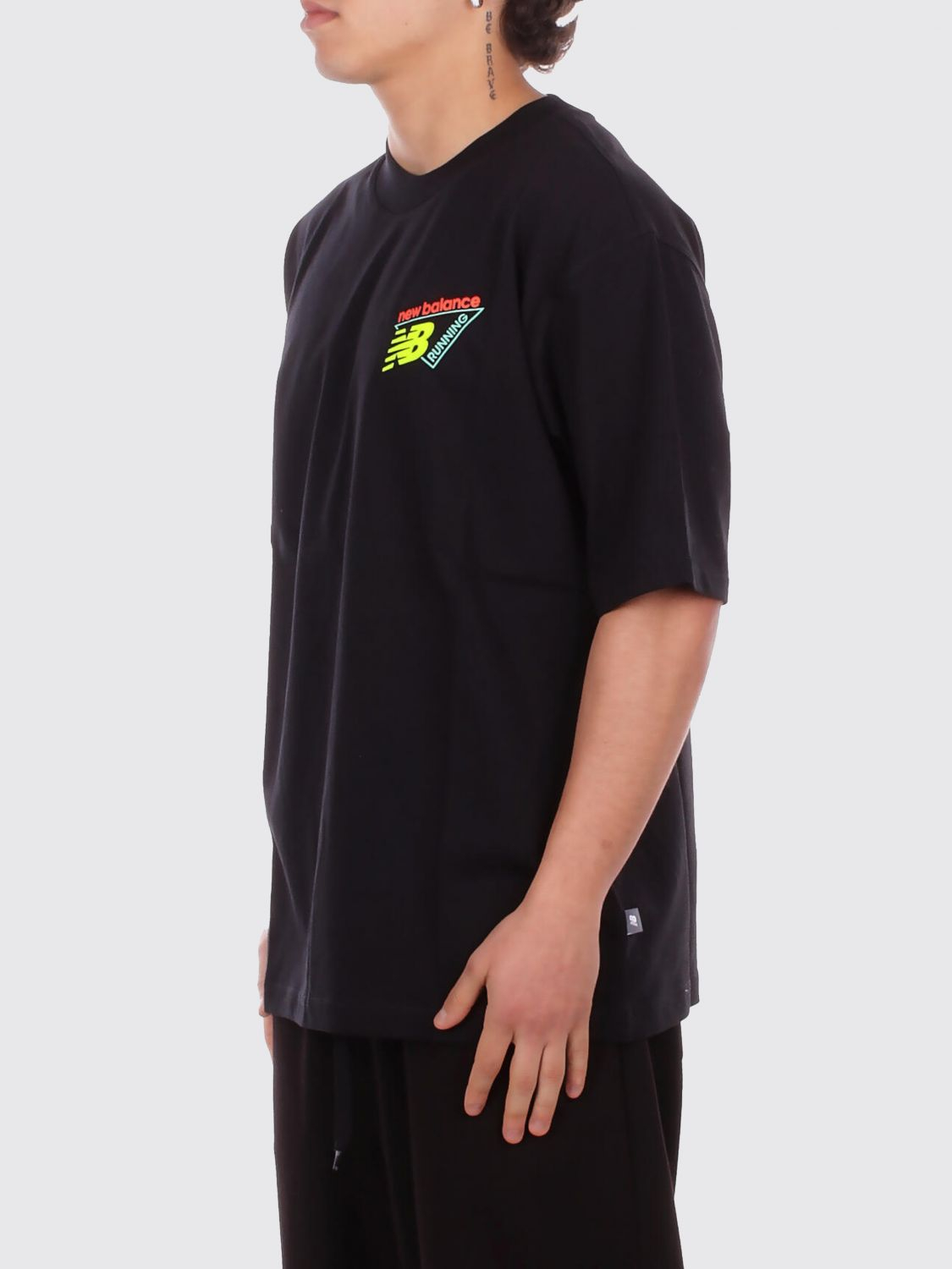 [new Balance] T-shirts Short Sleeve SS26 MT61V4ZGBK