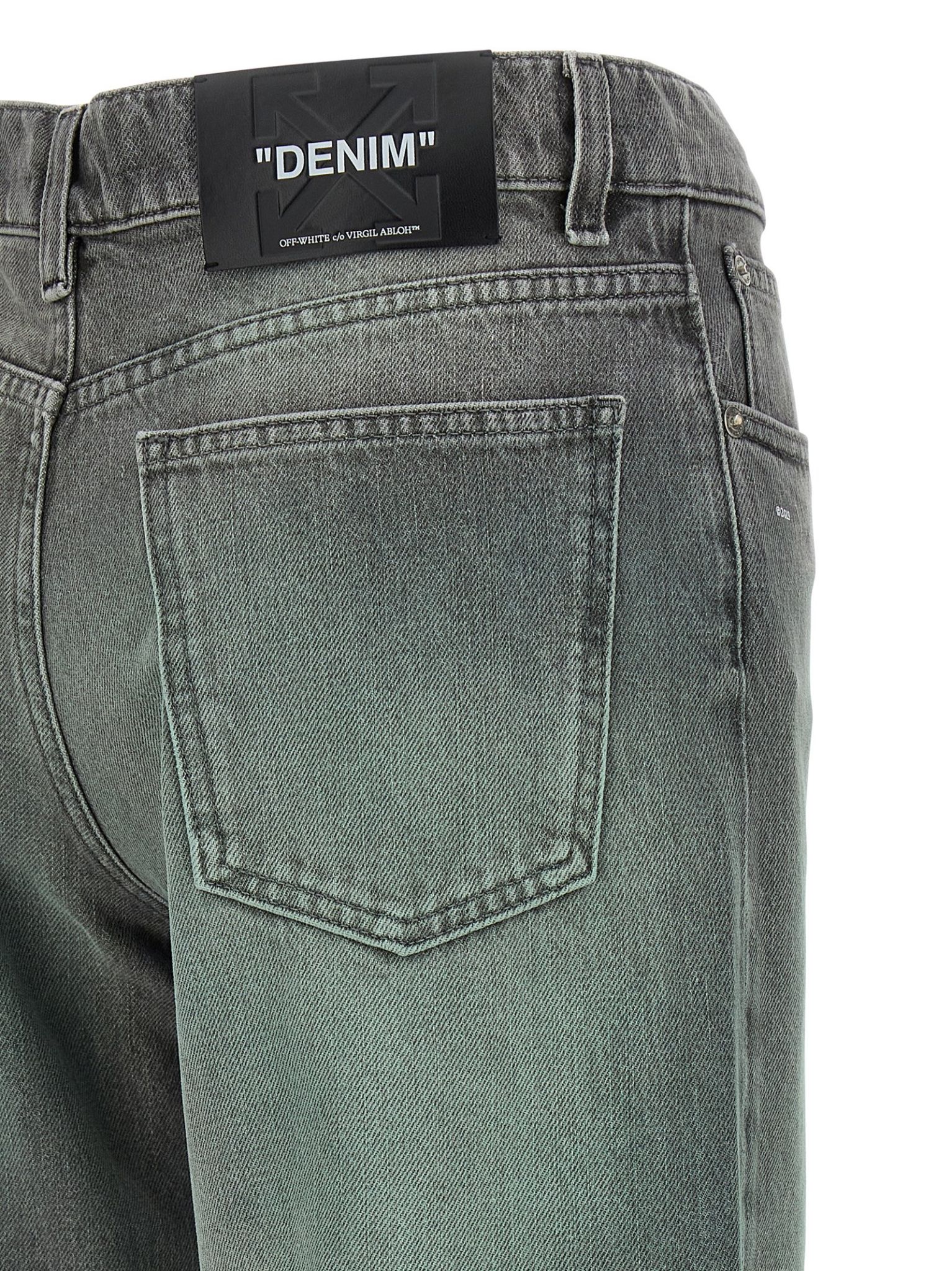 [Off-White] Jeans SS26 OWYA069S26DEN00311011101