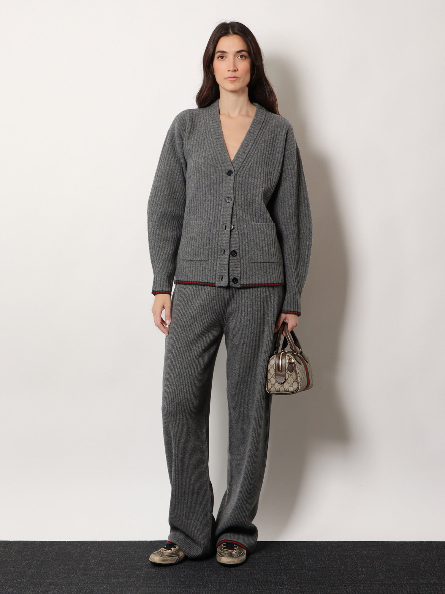 [Gucci] Trousers FW25 835985XKEVL1073