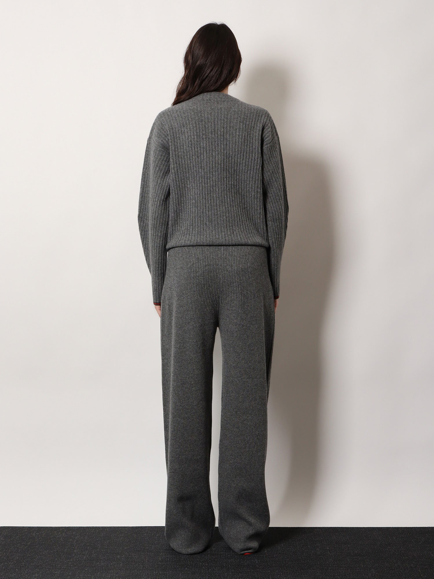 [Gucci] Trousers FW25 835985XKEVL1073