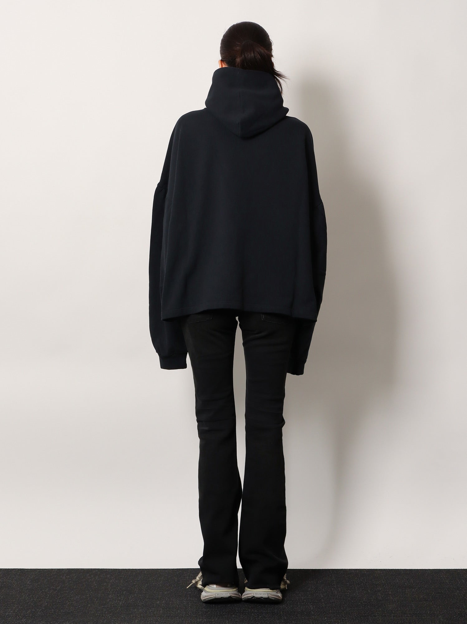 [Balenciaga] Sweatshirt FW26 818433TSVO31083
