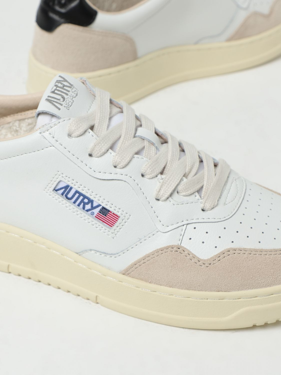 [AUTRY] Sneakers SS26 AULMLS21