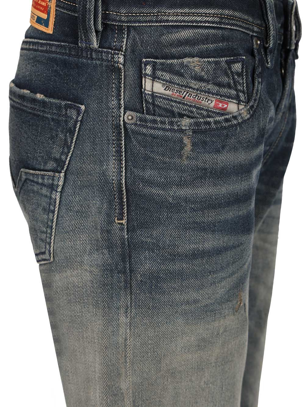 [Diesel] Jeans SS26 00C06Q09N5701