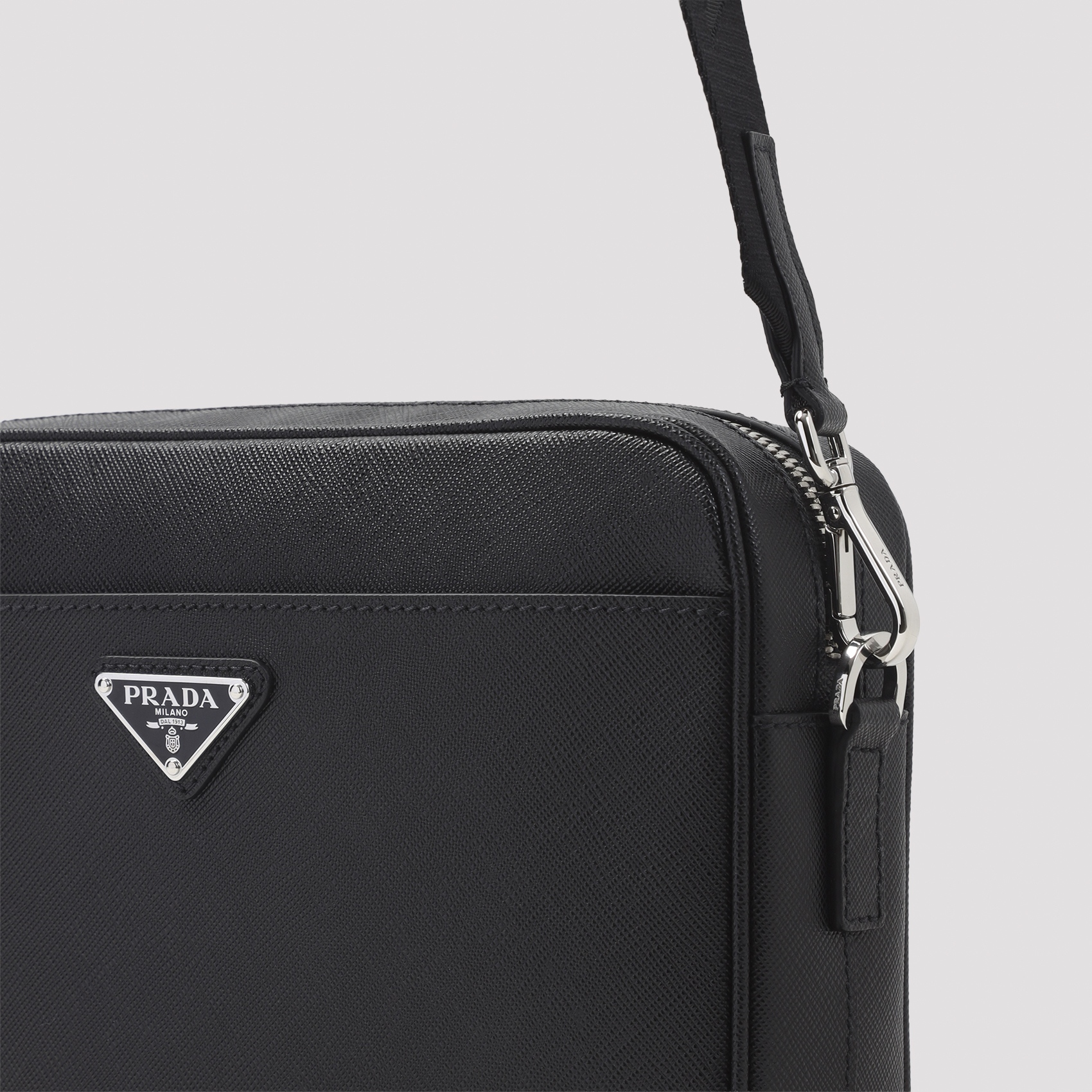 [Prada] Cross body bag FW26 2VH210VOOO.9Z2