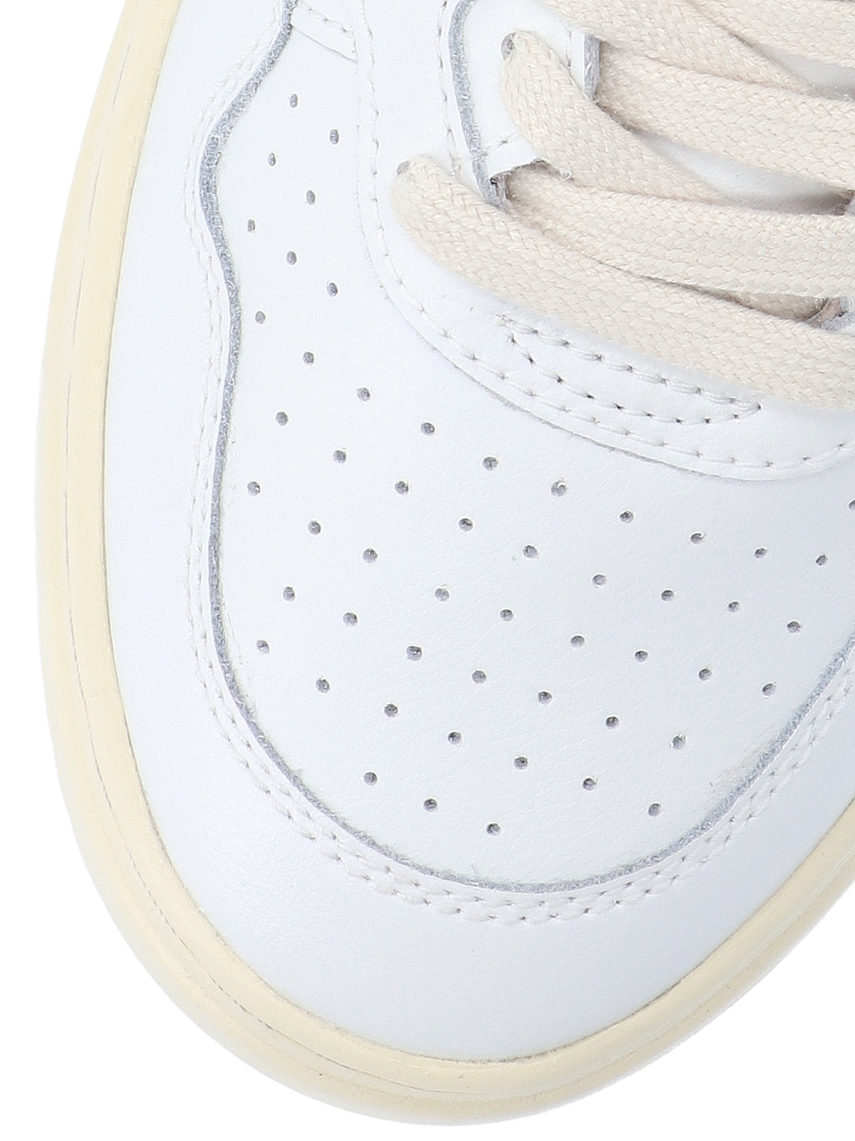 [AUTRY] Sneakers FW26 AULMLL15
