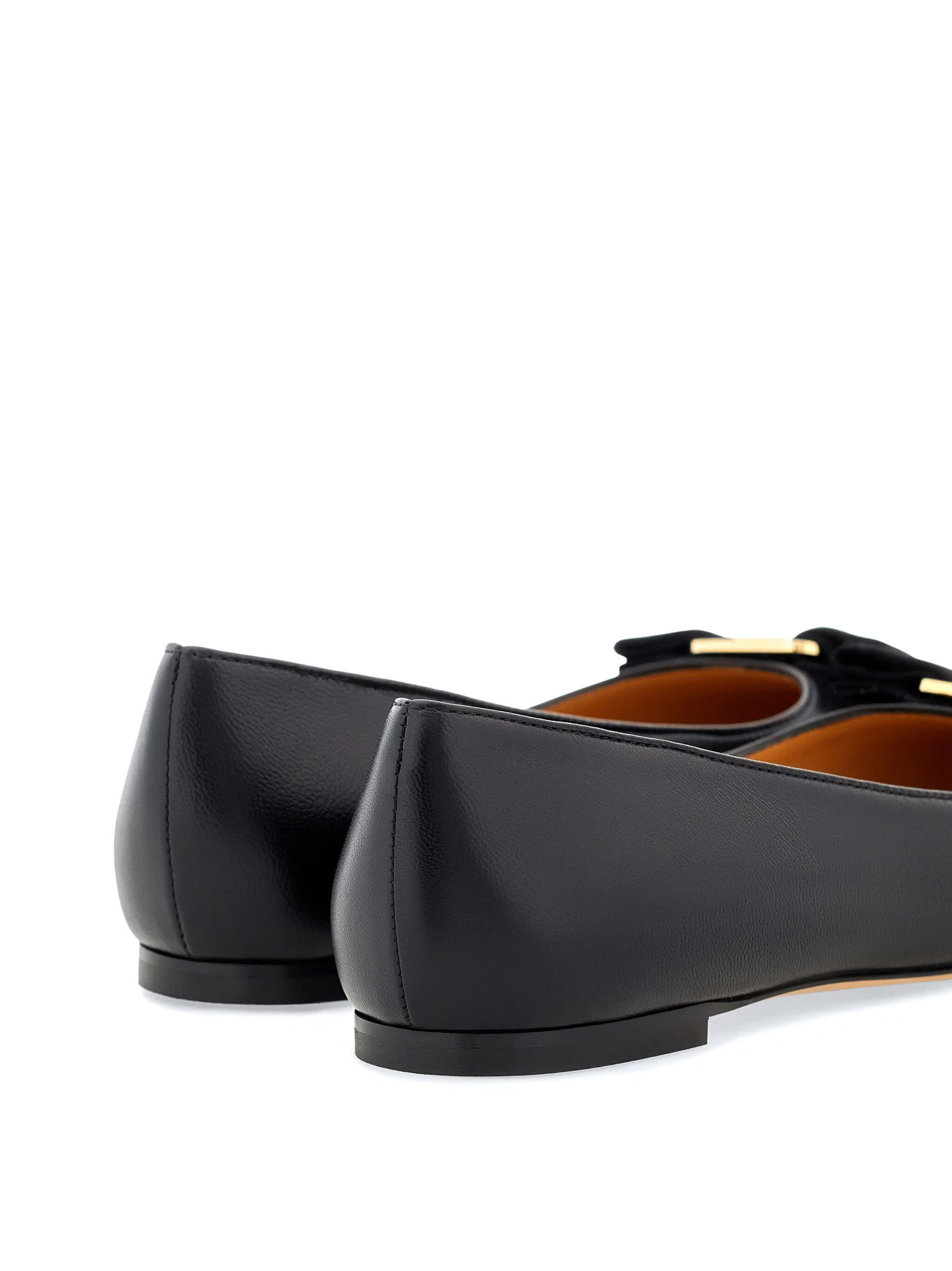 [Salvatore Ferragamo] Flat shoes FW26 0775746