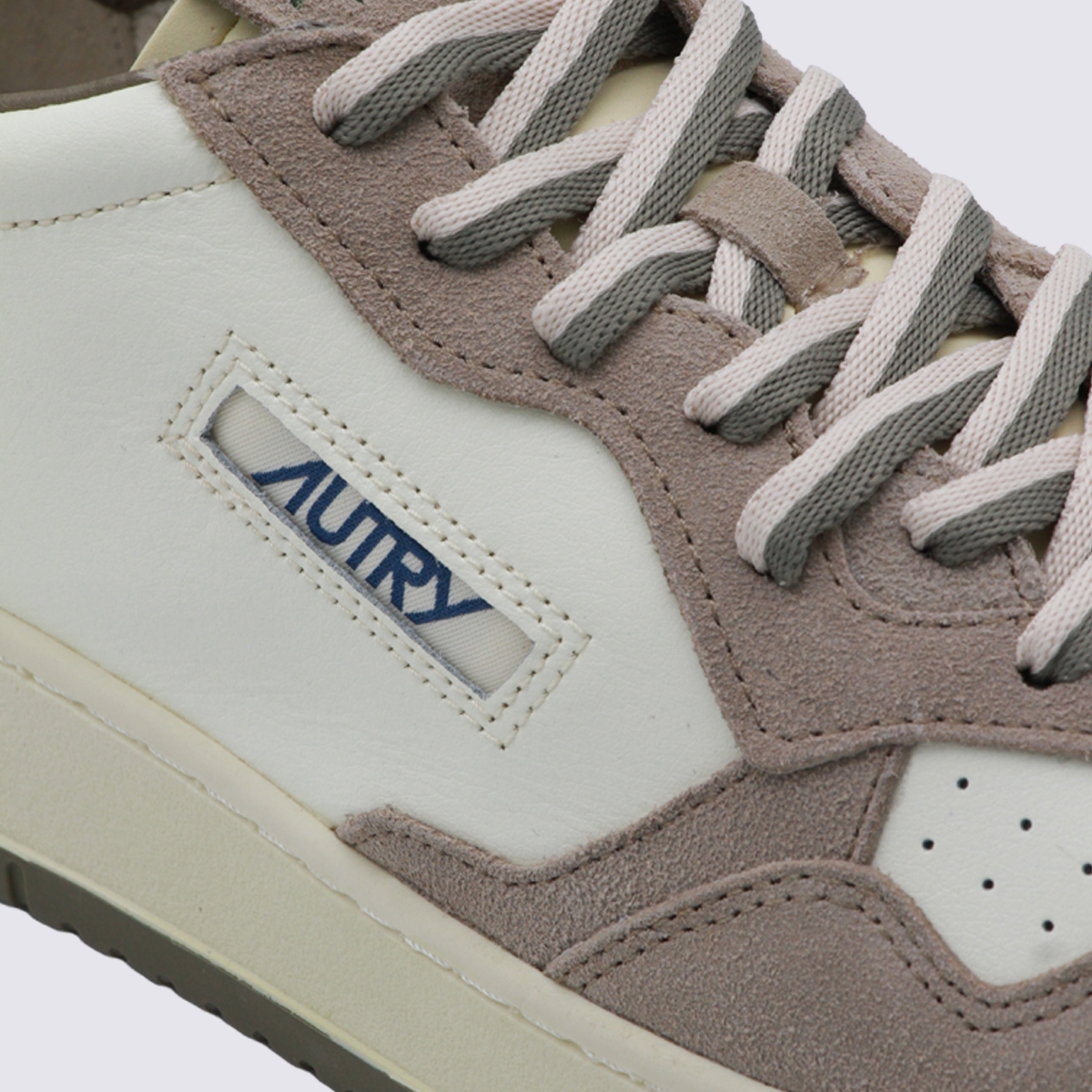 [AUTRY] Sneakers FW26 AULMBW07