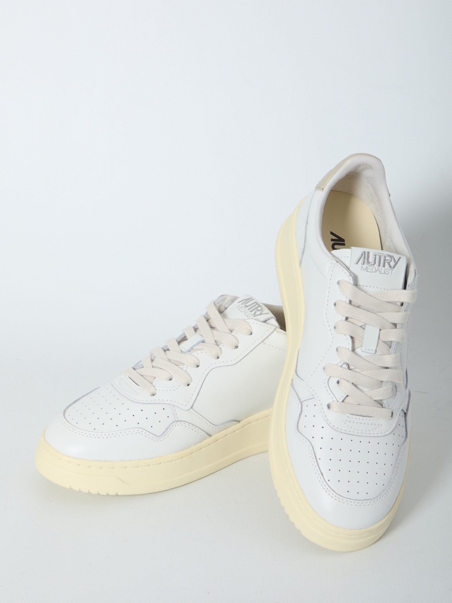 [AUTRY] Sneakers FW26 AULM_LL_27