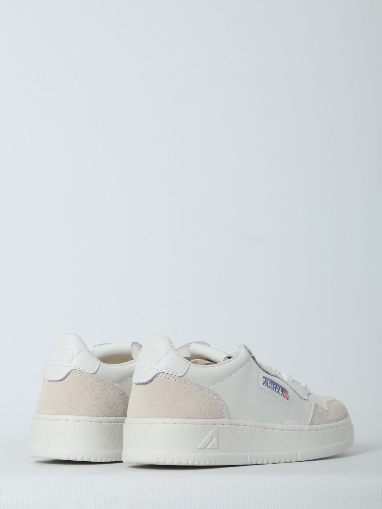 [AUTRY] Sneakers FW26 AULW_LS_30
