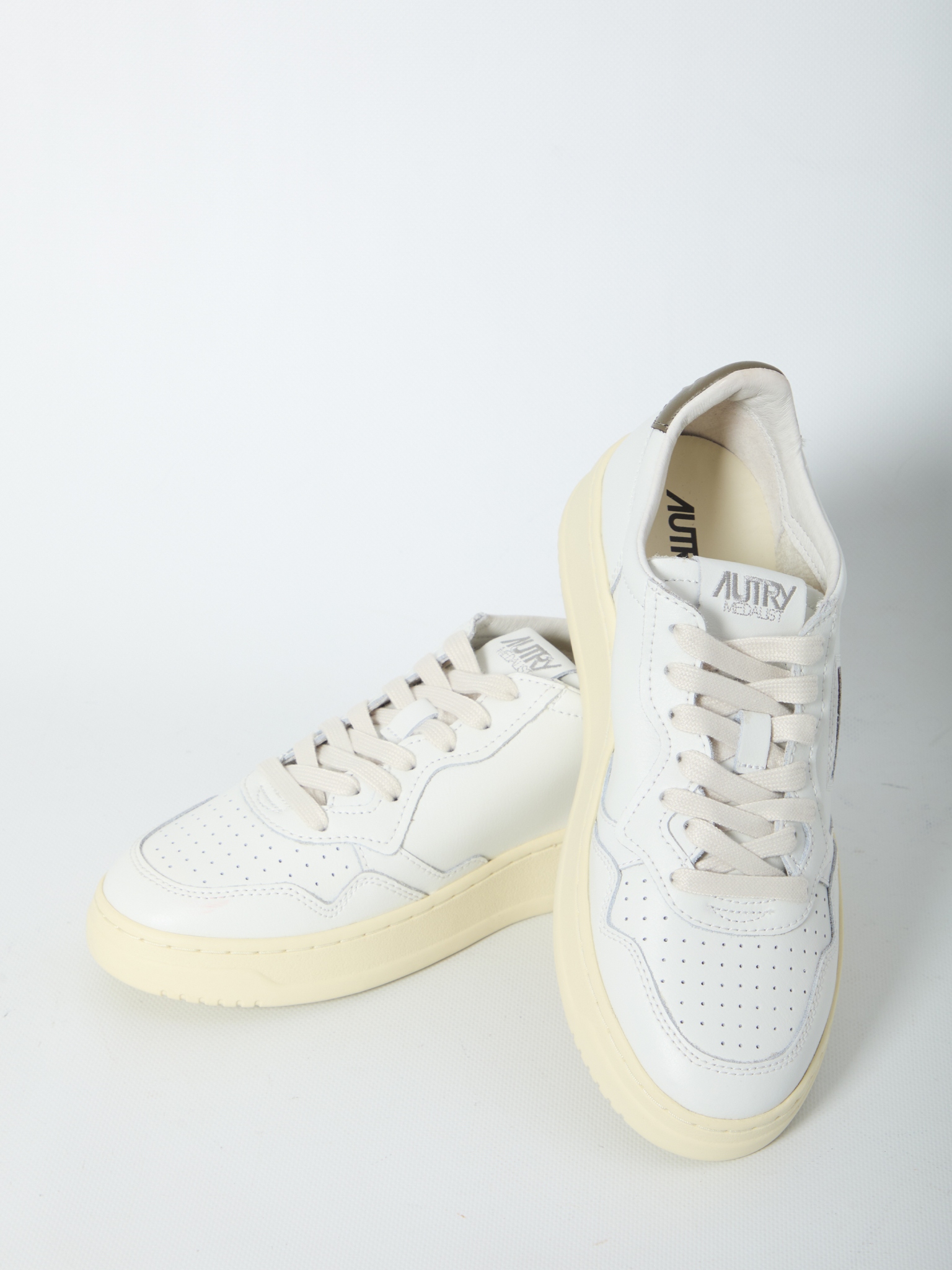 [AUTRY] Sneakers FW26 AULM_LL_28