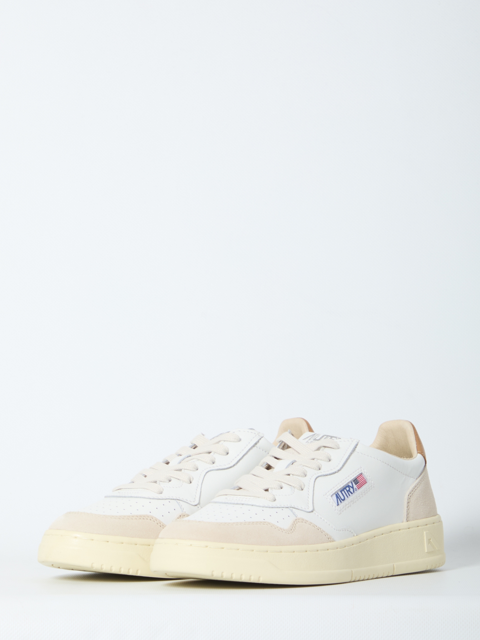 [AUTRY] Sneakers FW26 AULM_LS_16
