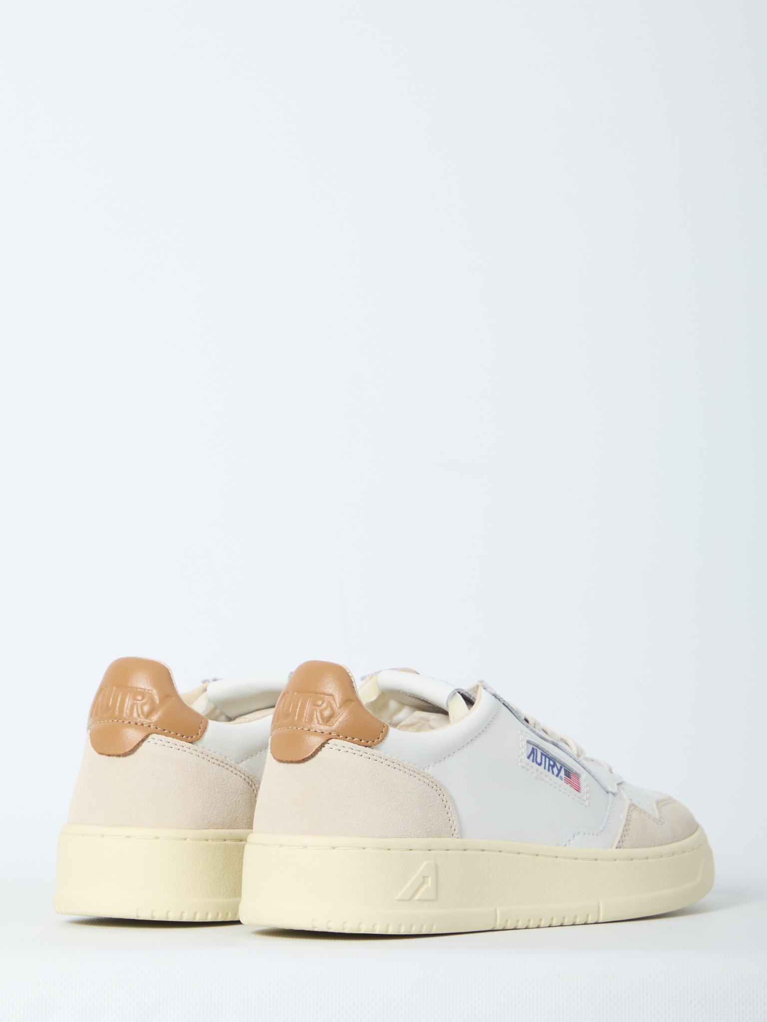 [AUTRY] Sneakers FW26 AULM_LS_16