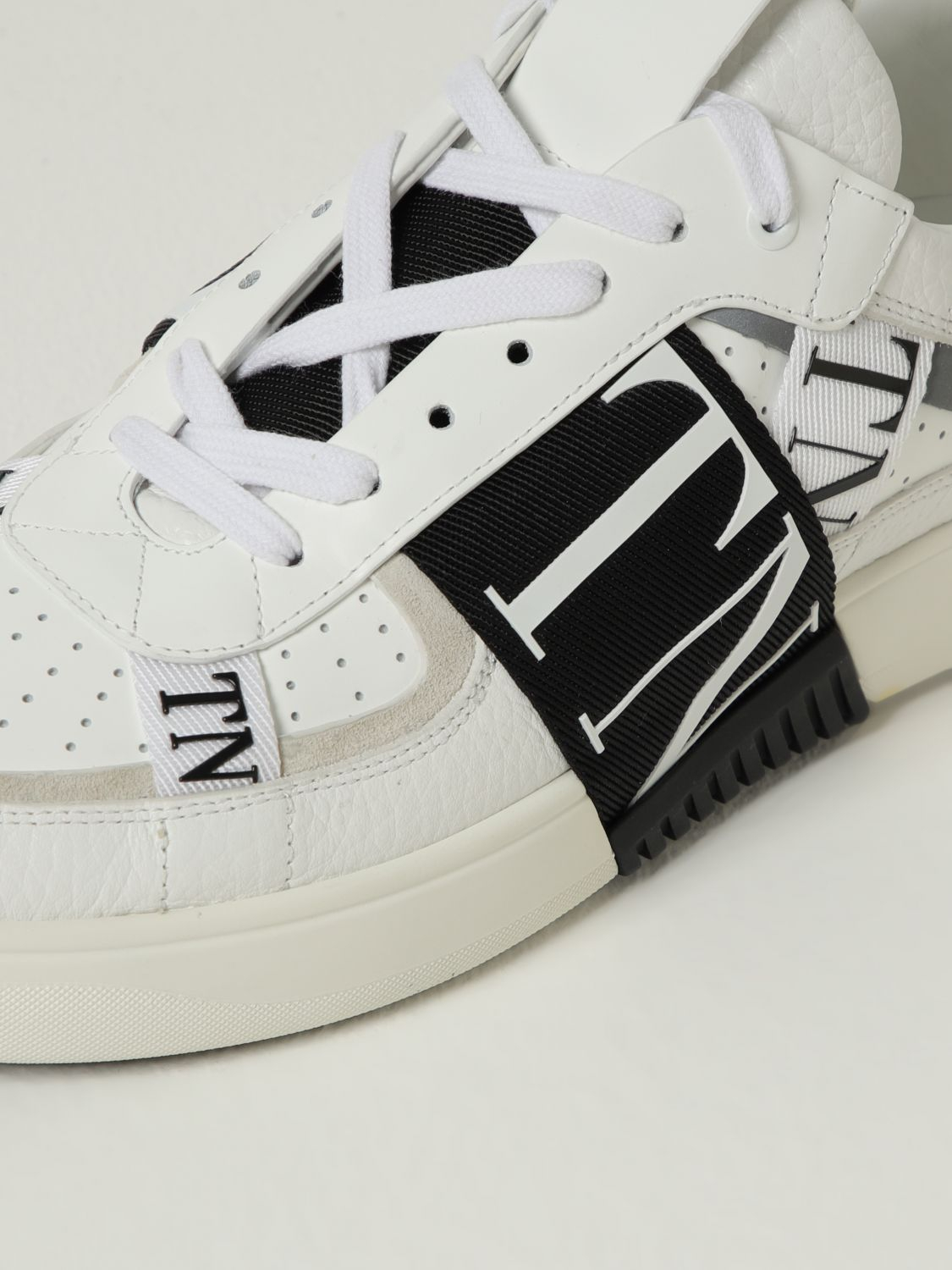 [Valentino Garavani] Sneakers SS26 7Y2S0C58WRQ 24P