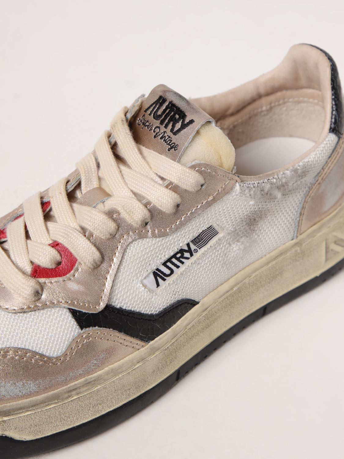 [AUTRY] Sneakers SS26 AVLWMS09 09