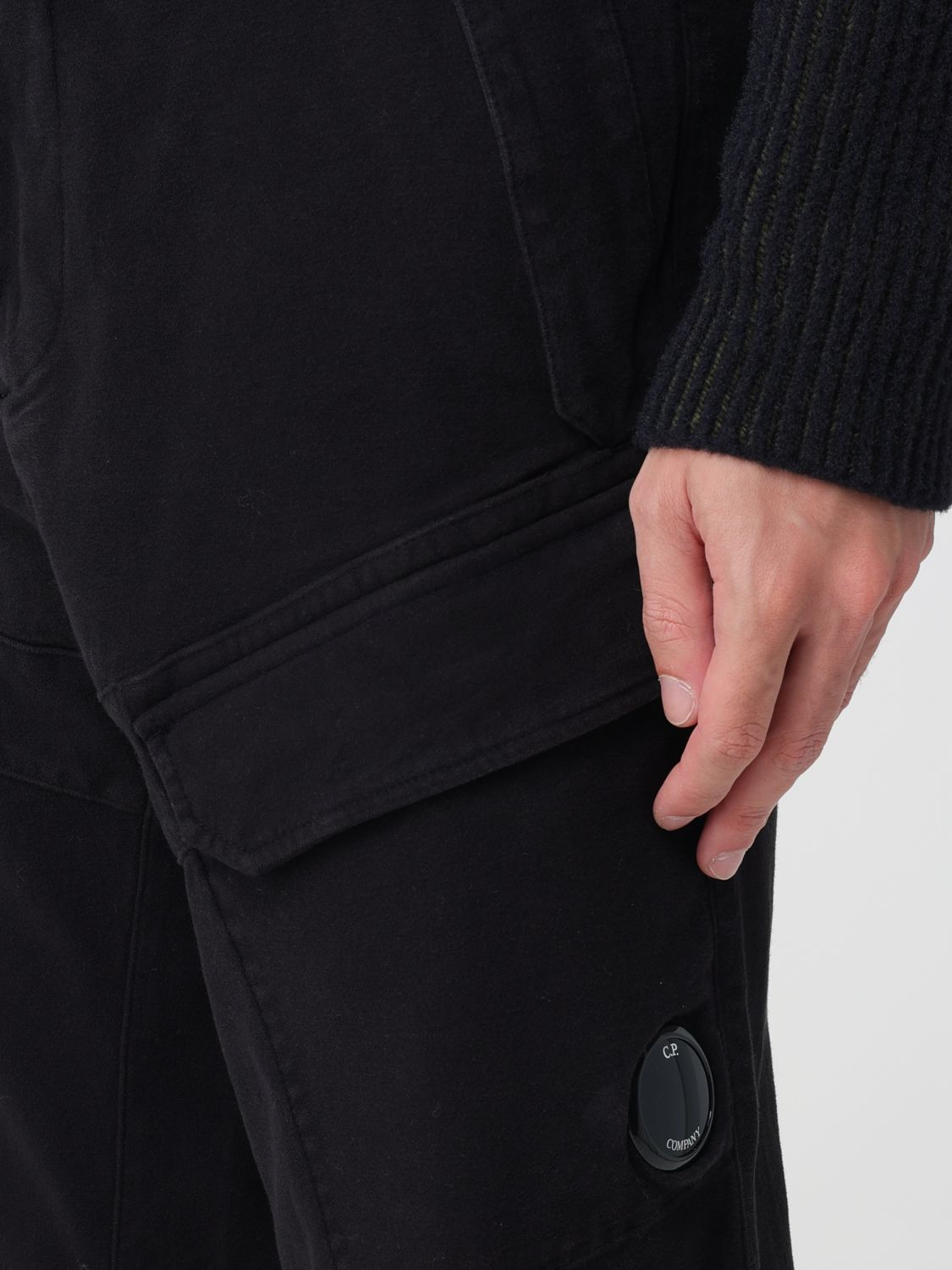 [C.P. Company] Trousers FW25 19CMPA234A110482G 999