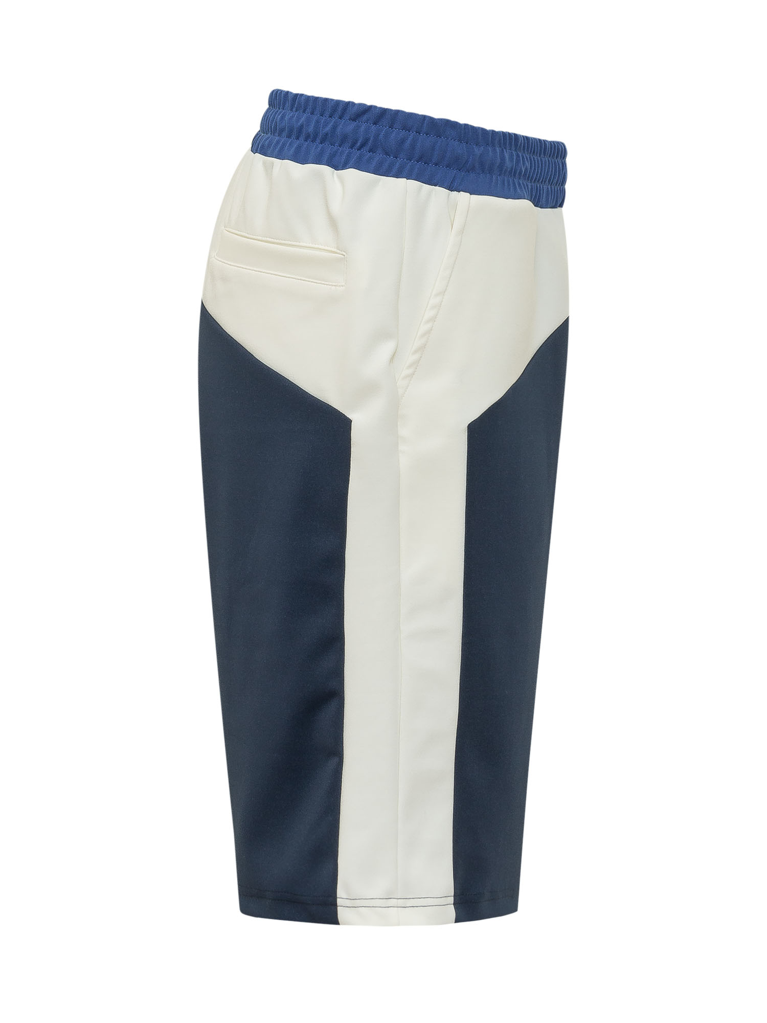 [GCDS] Shorts SS26 C1MEQL215C008 788U