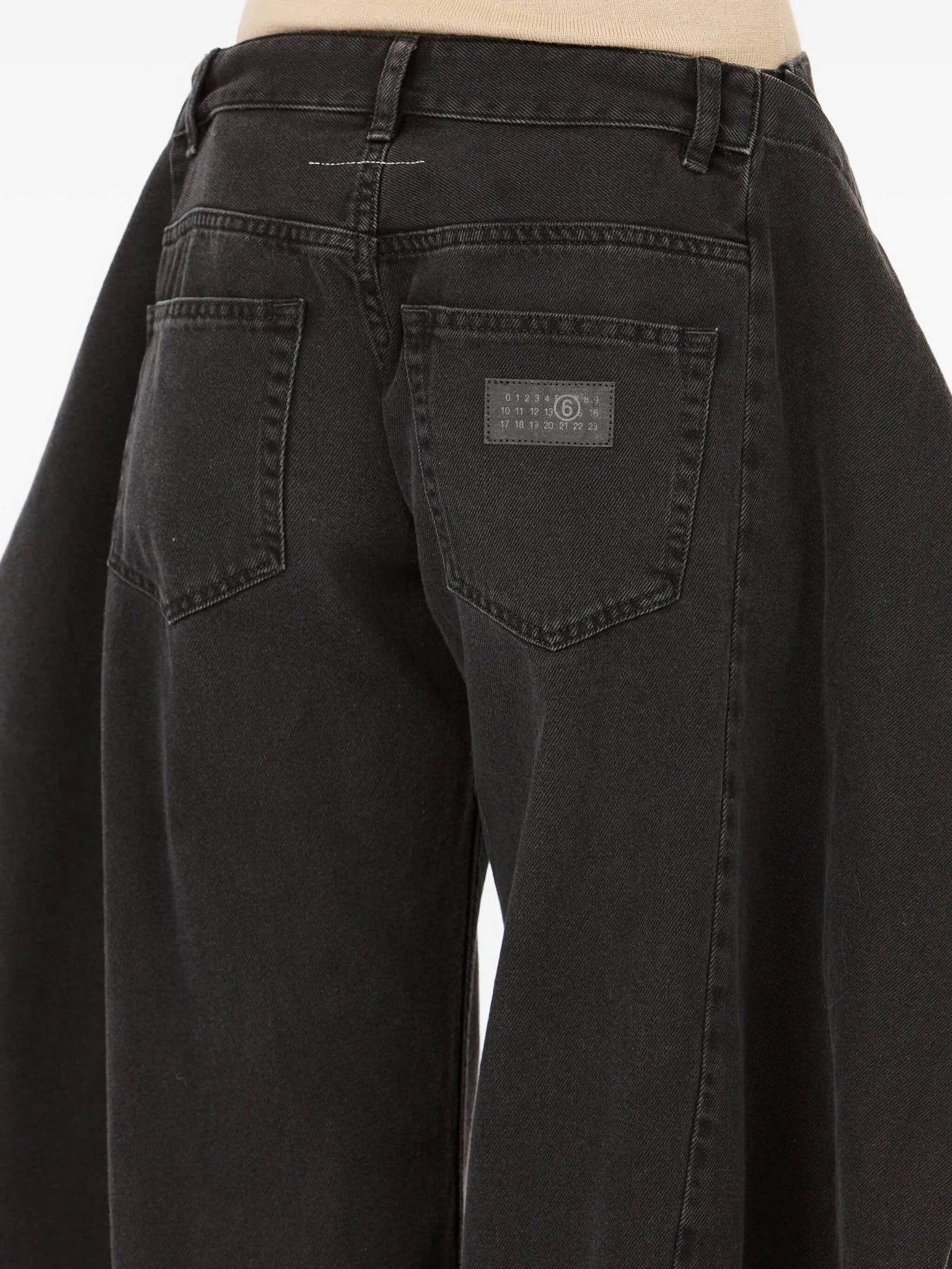 [MM6 Maison Margiela] Jeans FW25 S62LB0205M30011
