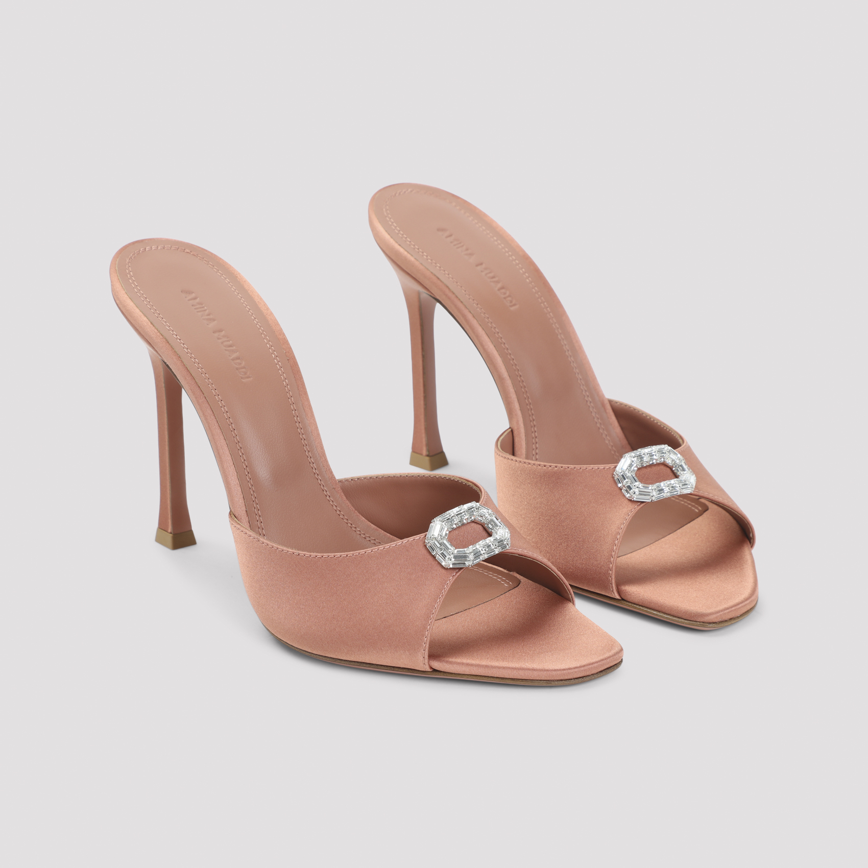 [Amina Muaddi] Pumps FW26 17S366111MIN
