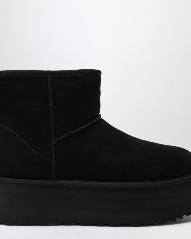 [UGG] Short Boots FW25 1134991LE