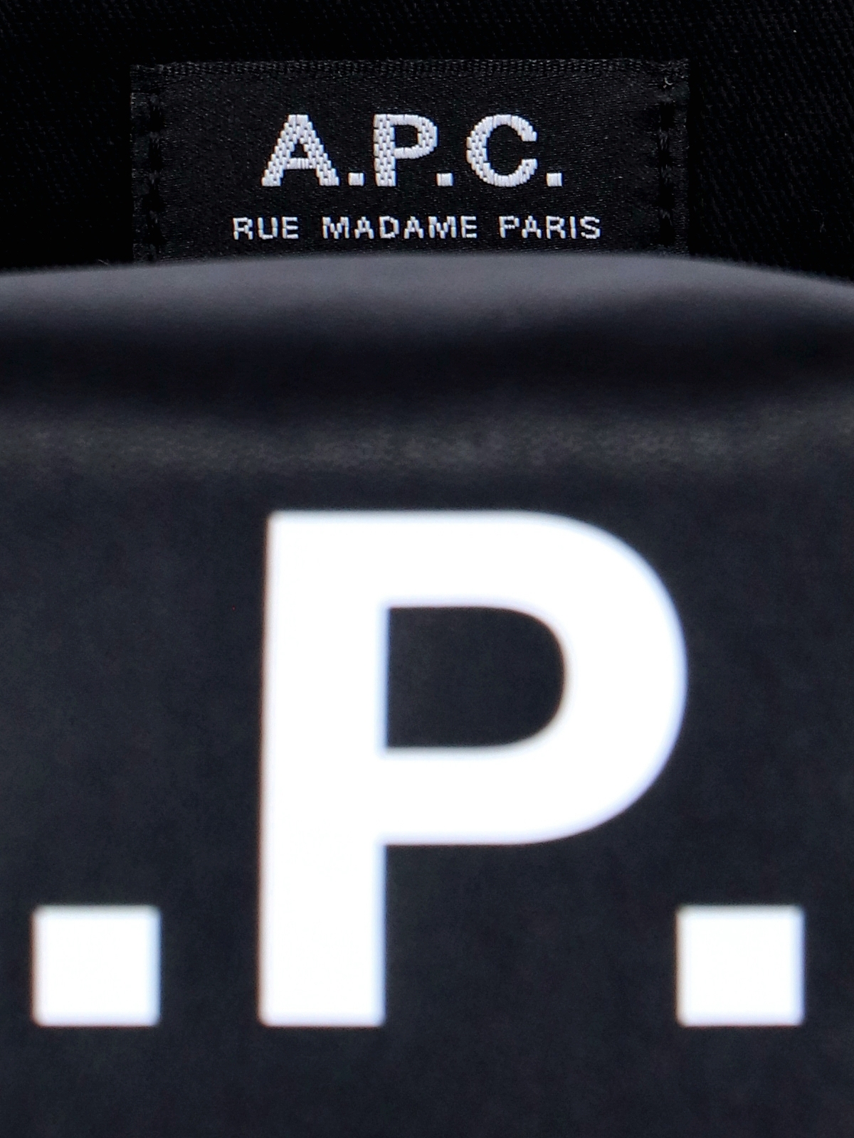 [A.P.C.] Tote bag FW26 PUAAT M61565LZZ