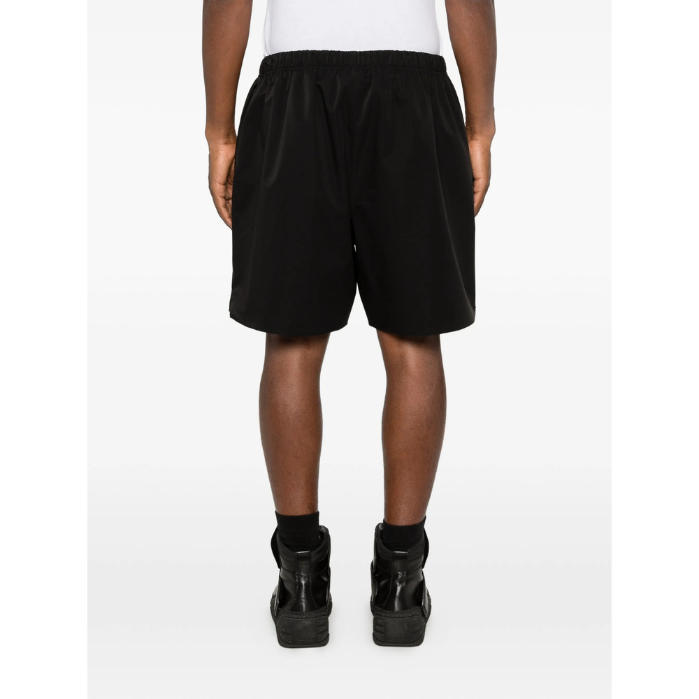 [Fear Of God Essentials] Shorts FW26 160SP264471F  VIBLK